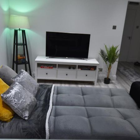 Cozy! 2-Bedroom Exclusive Apartment Near Bristol City Centre Easton Speedwell Sleeps Upto 6 Exterior photo