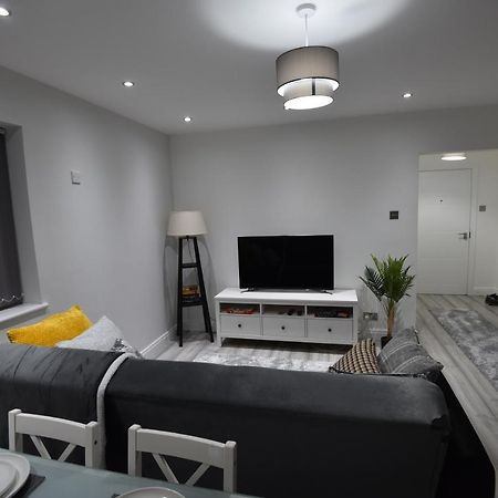 Cozy! 2-Bedroom Exclusive Apartment Near Bristol City Centre Easton Speedwell Sleeps Upto 6 Exterior photo