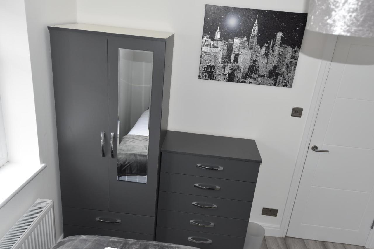 Cozy! 2-Bedroom Exclusive Apartment Near Bristol City Centre Easton Speedwell Sleeps Upto 6 Exterior photo